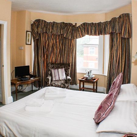 The Montpellier Hotel Llandrindod Wells Zewnętrze zdjęcie