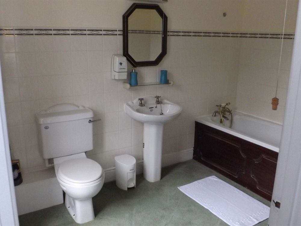 The Montpellier Hotel Llandrindod Wells Zewnętrze zdjęcie