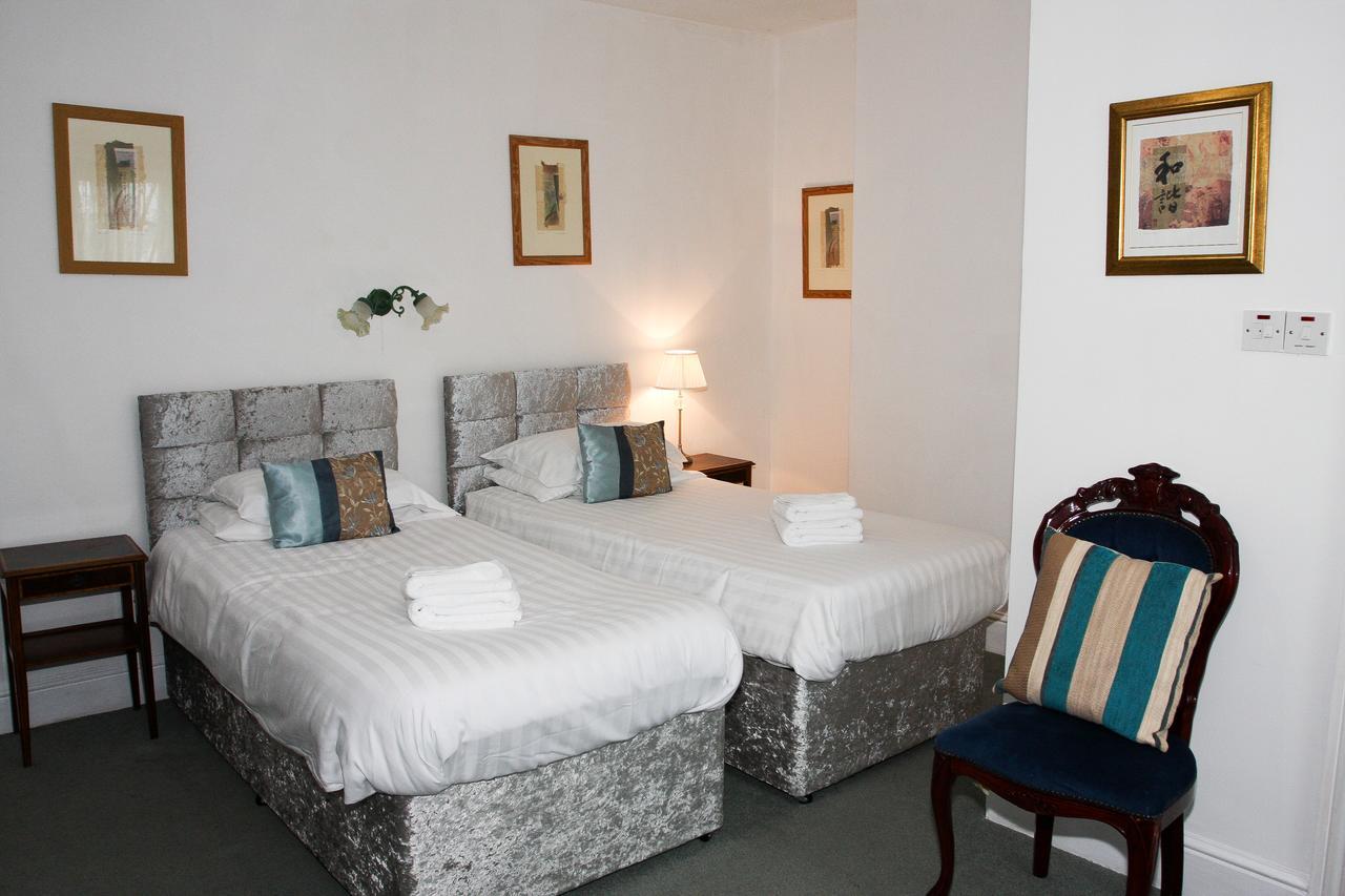 The Montpellier Hotel Llandrindod Wells Zewnętrze zdjęcie